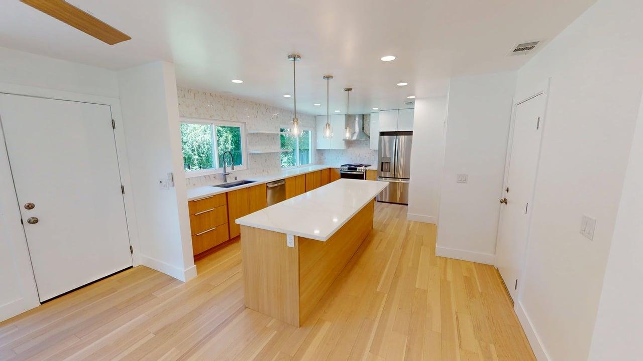 717 I Street — property image 3