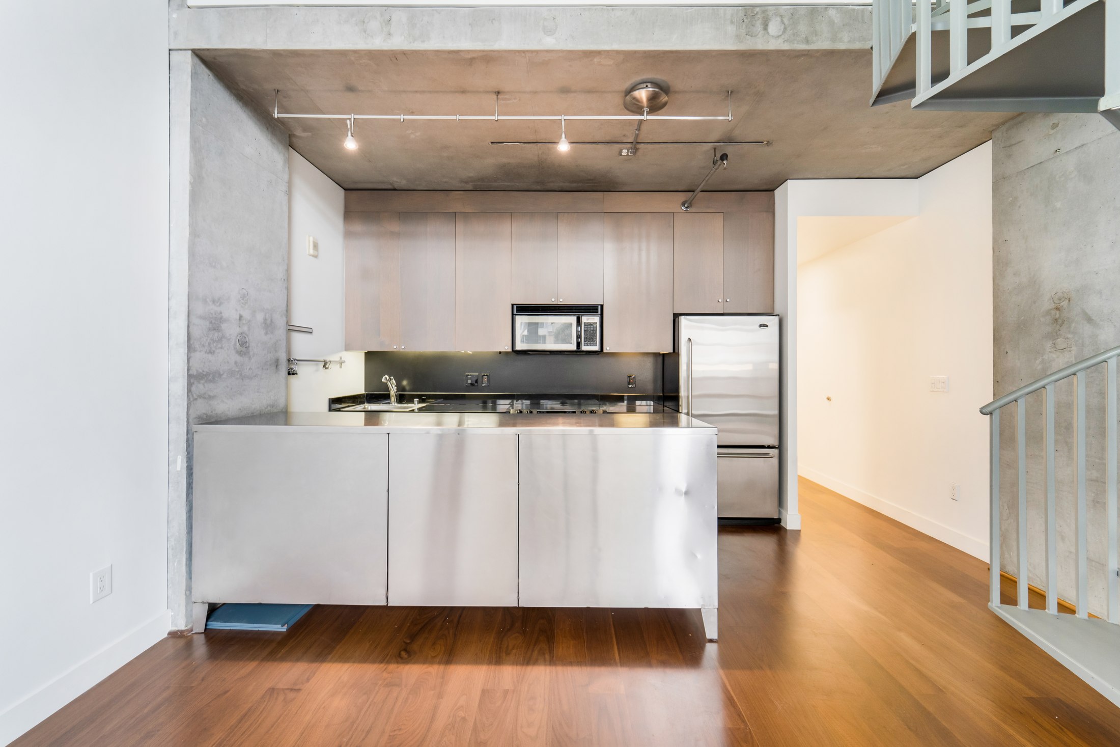 Open kitchen and island